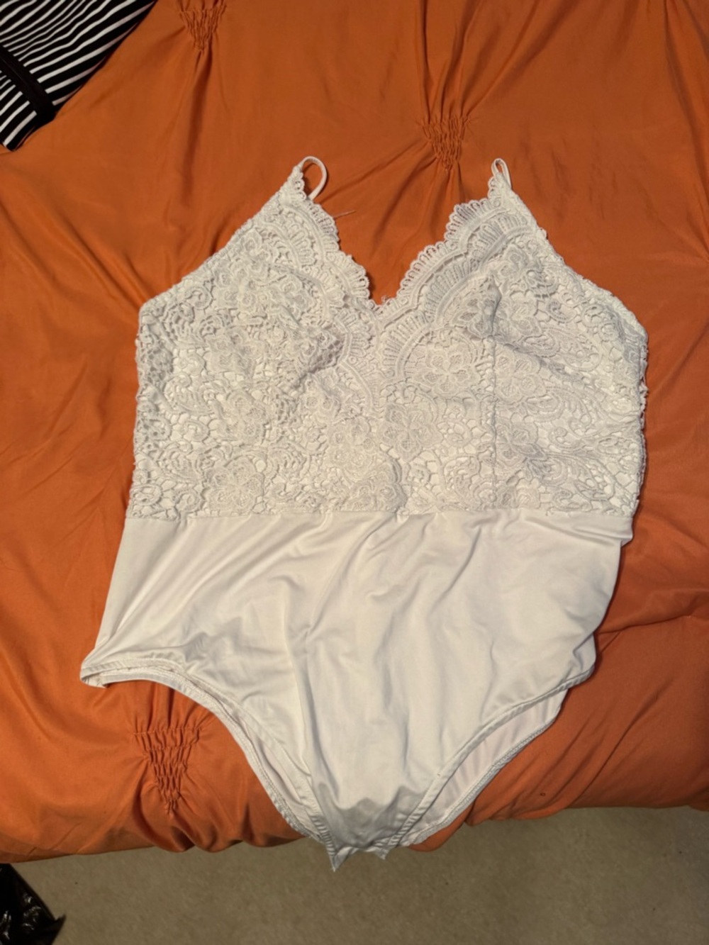 Boohoo White Lace V-Neck Bodysuit
